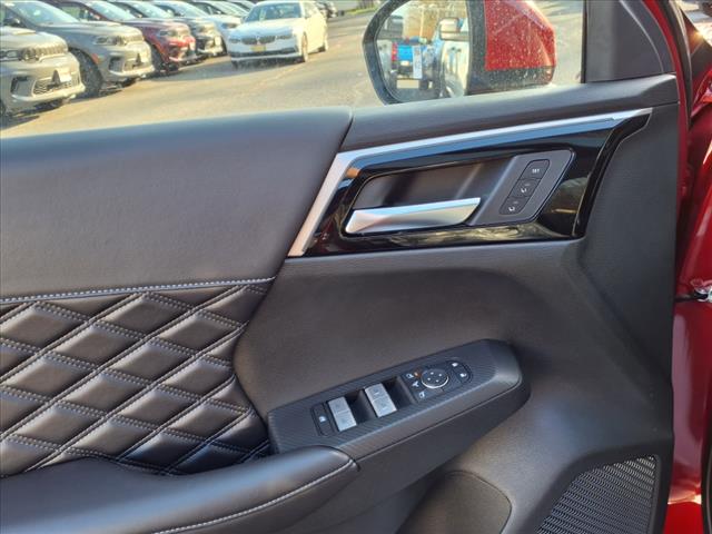 2025 Mitsubishi Outlander PHEV SEL