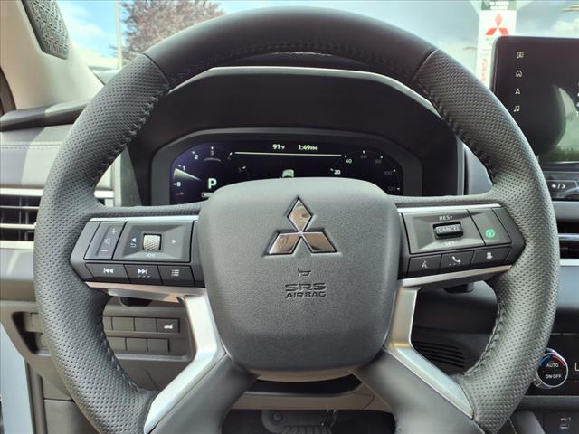 2025 Mitsubishi Outlander 