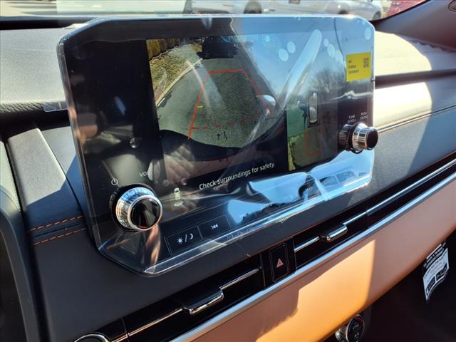 2025 Mitsubishi Outlander PHEV SEL