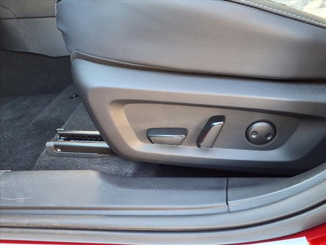 2025 Mitsubishi Outlander PHEV SEL