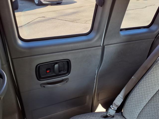 2022 Chevrolet Express LS Passenger