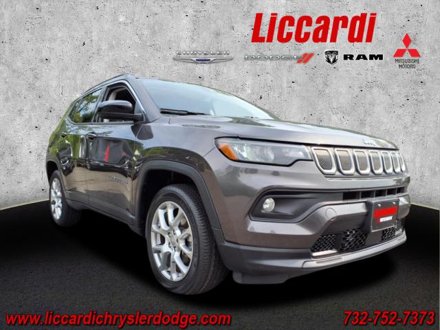 2022 Jeep Compass Latitude Lux
