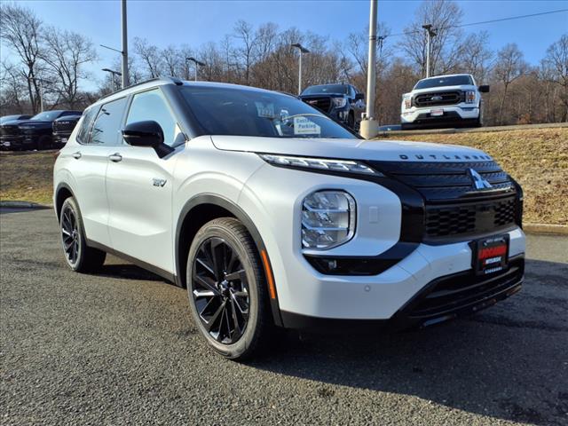 2025 Mitsubishi Outlander PHEV SEL
