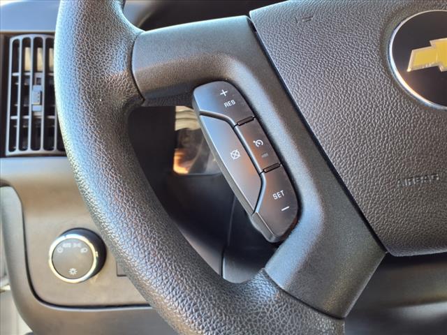 2022 Chevrolet Express LS Passenger