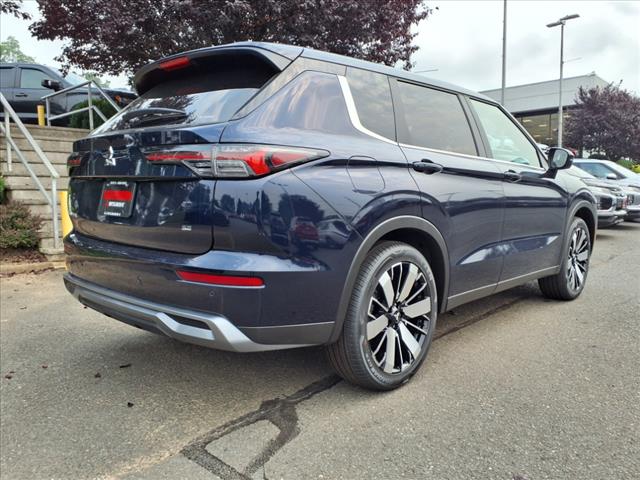 2025 Mitsubishi Outlander SE