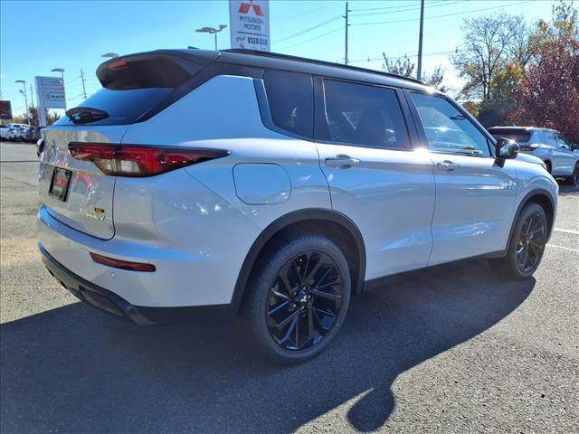 2025 Mitsubishi Outlander PHEV SEL Black Edition