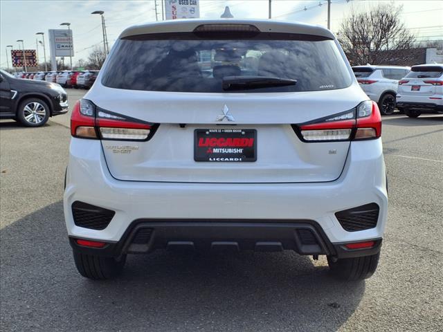 2024 Mitsubishi Outlander Sport SE