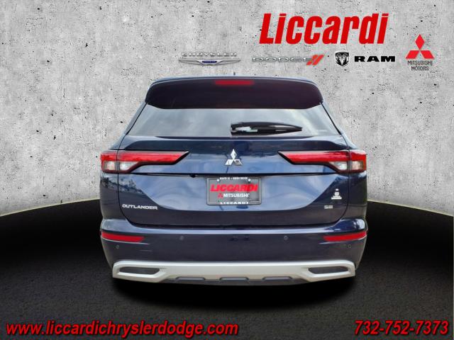 2022 Mitsubishi Outlander 