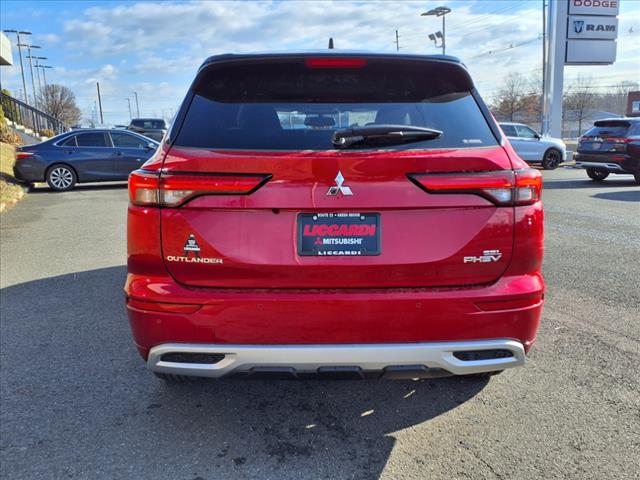 2025 Mitsubishi Outlander PHEV SEL