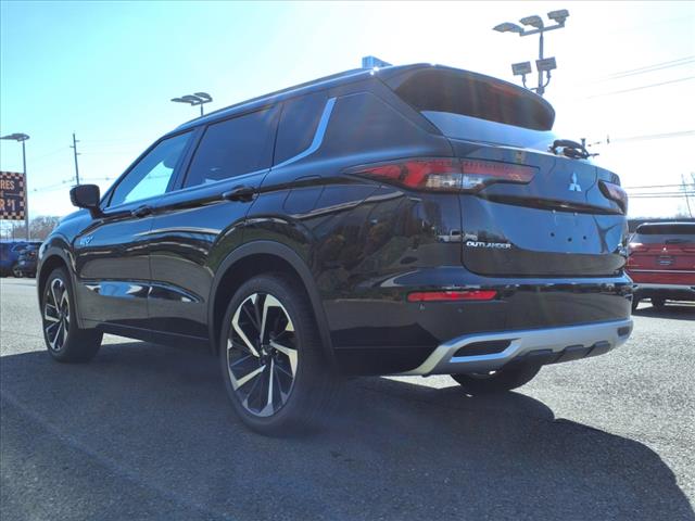 2025 Mitsubishi Outlander PHEV SEL