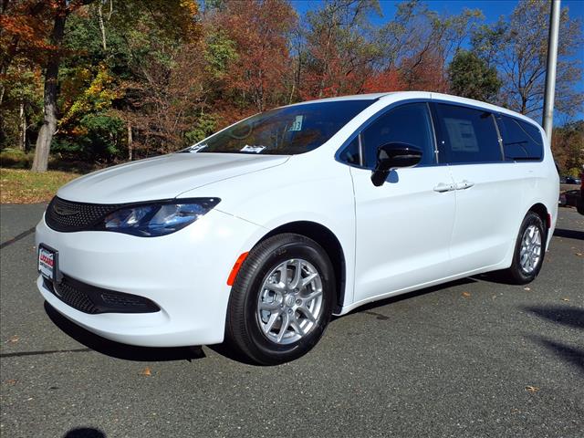 2026 Chrysler Voyager LX