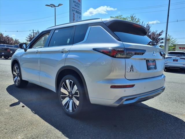 2025 Mitsubishi Outlander SEL