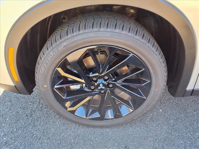 2025 Mitsubishi Outlander PHEV SEL Black Edition