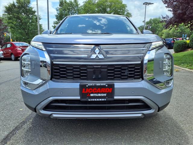 2025 Mitsubishi Outlander 