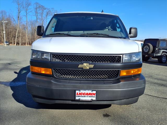 2022 Chevrolet Express LS Passenger