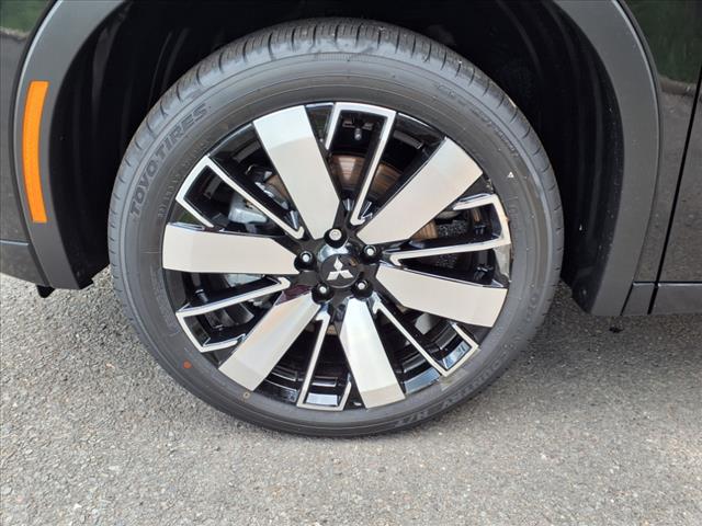 2025 Mitsubishi Outlander SEL