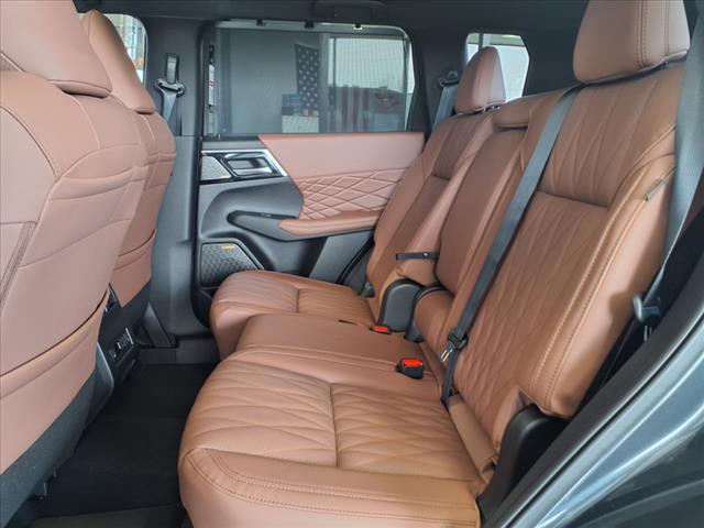 2025 Mitsubishi Outlander 
