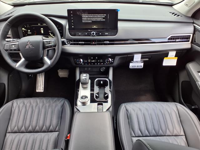 2025 Mitsubishi Outlander SEL