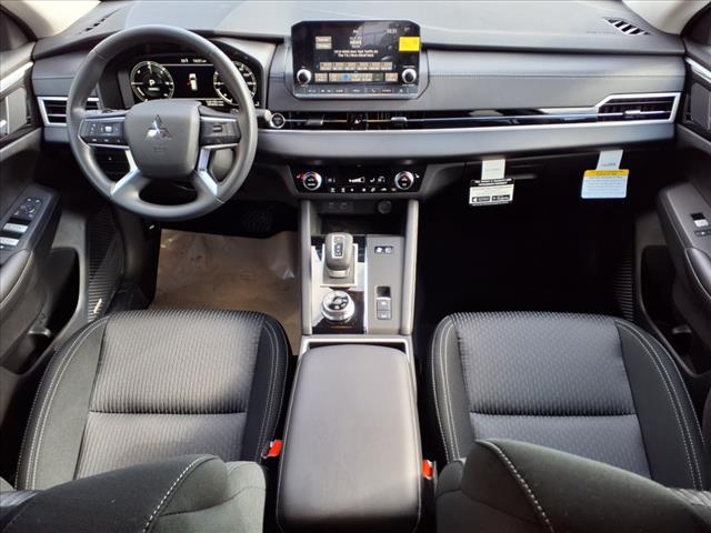 2025 Mitsubishi Outlander PHEV ES
