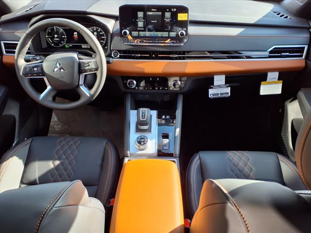 2025 Mitsubishi Outlander PHEV SEL