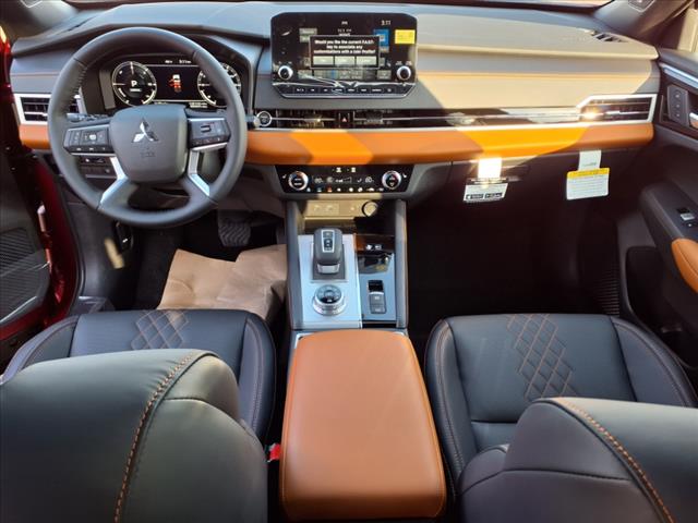 2025 Mitsubishi Outlander PHEV SEL
