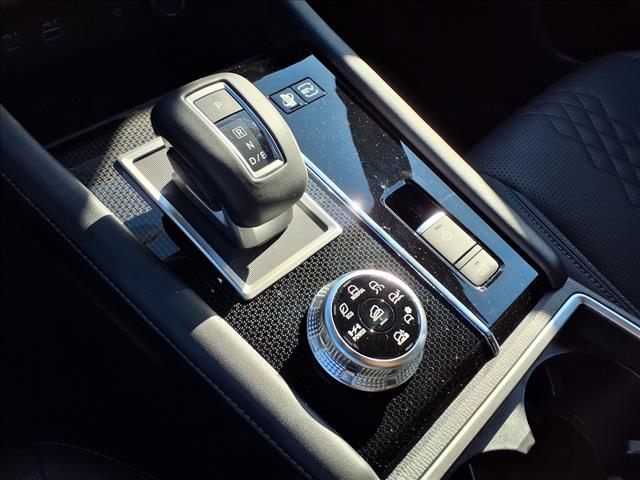 2025 Mitsubishi Outlander PHEV SEL Black Edition