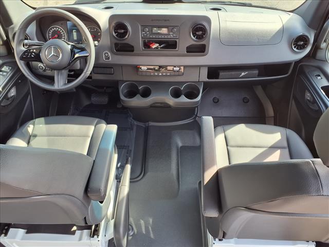 2025 Mercedes-Benz Sprinter Cargo 170 WB High Roof