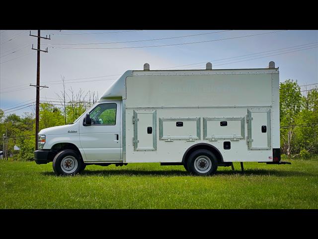 2018 Ford E-Series E-350 SD