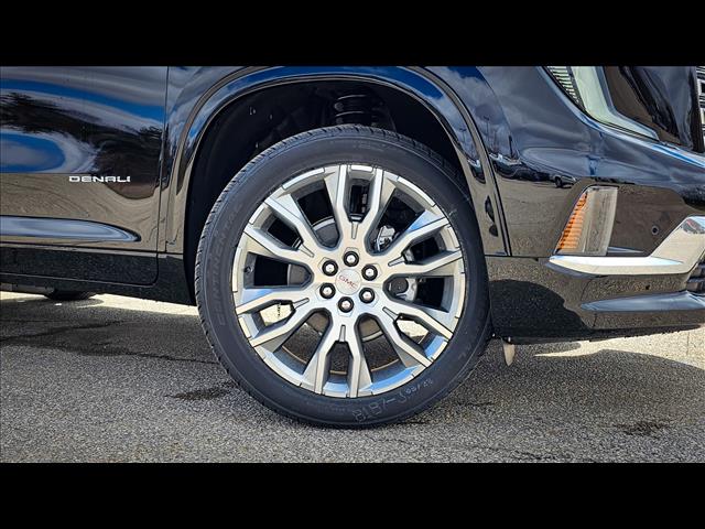 2025 GMC Acadia Denali
