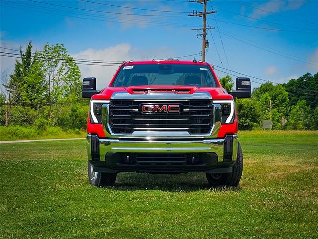 2025 GMC Sierra 2500HD Pro