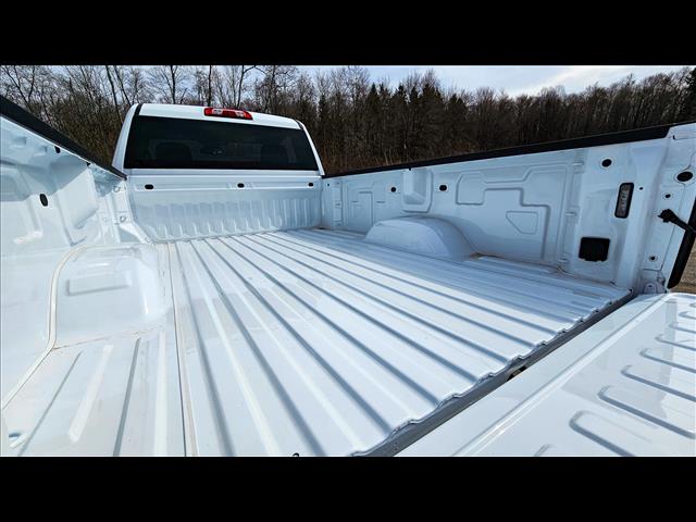 2025 GMC Sierra 2500HD SLE