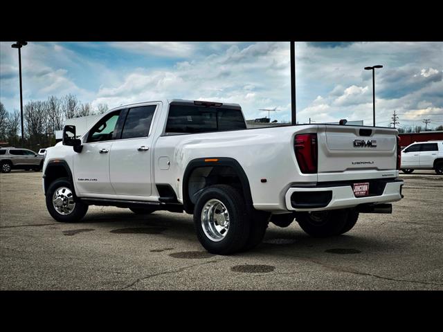 2025 GMC Sierra 3500HD Denali Ultimate