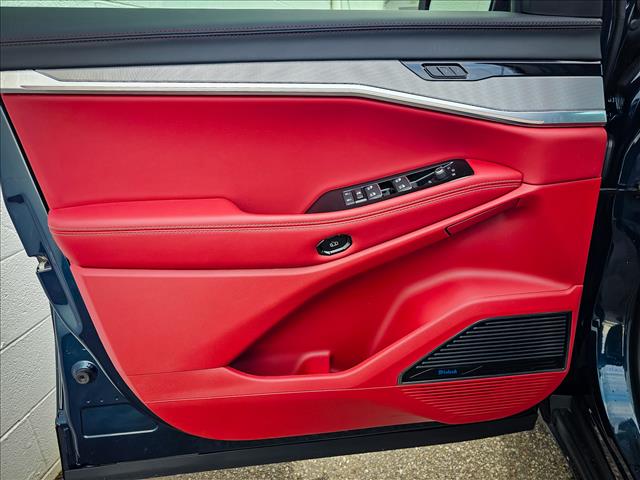 2024 Jeep Wagoneer S Launch Edition