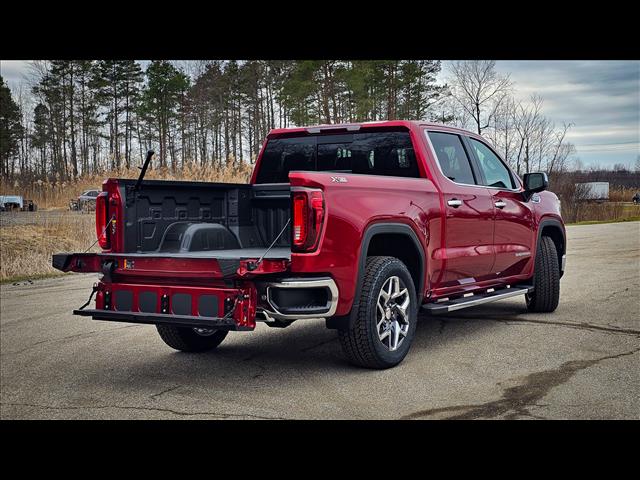 2025 GMC Sierra 1500 SLT