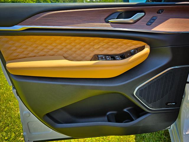 2024 Jeep Grand Cherokee Summit