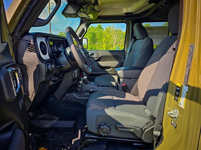 2025 Jeep Gladiator Sport S
