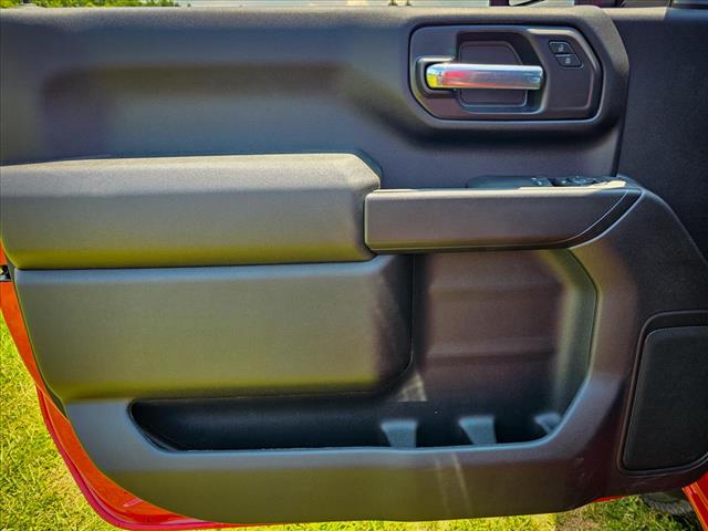 2025 GMC Sierra 2500HD Pro