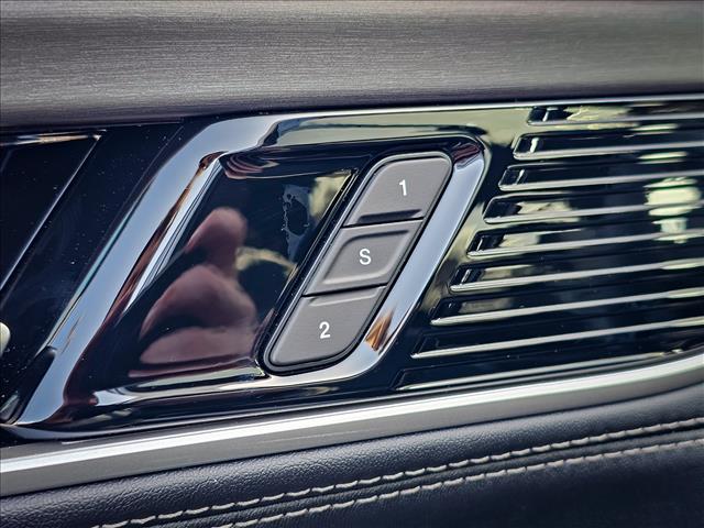 2025 Jeep Wagoneer Carbide
