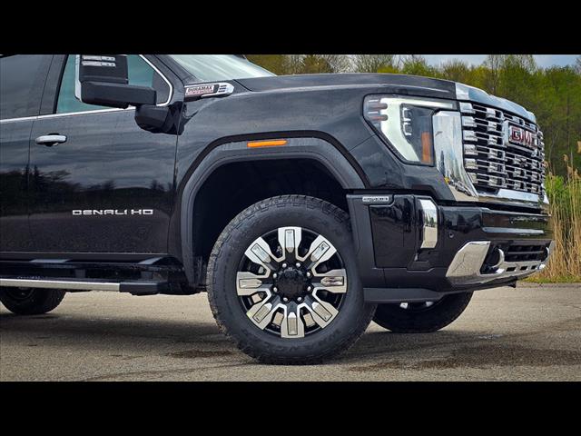 2025 GMC Sierra 2500HD Denali