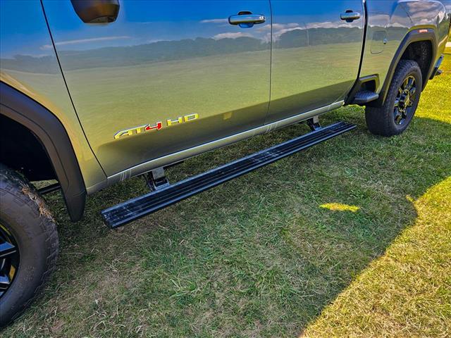 2025 GMC Sierra 2500HD AT4