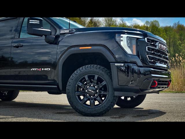 2025 GMC Sierra 2500HD AT4