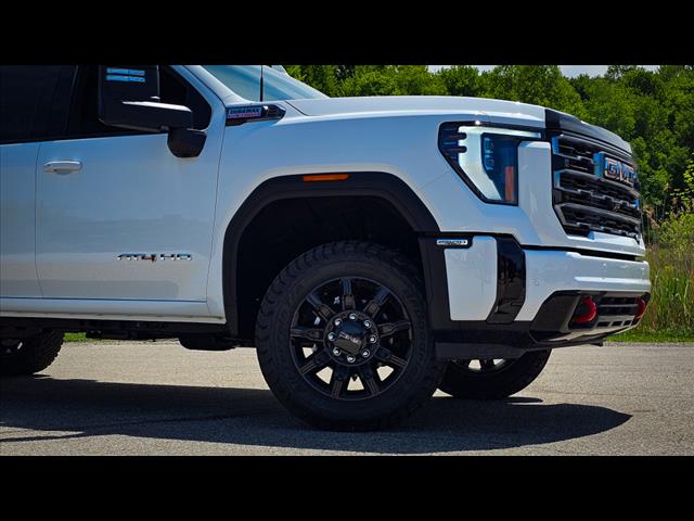 2025 GMC Sierra 2500HD AT4