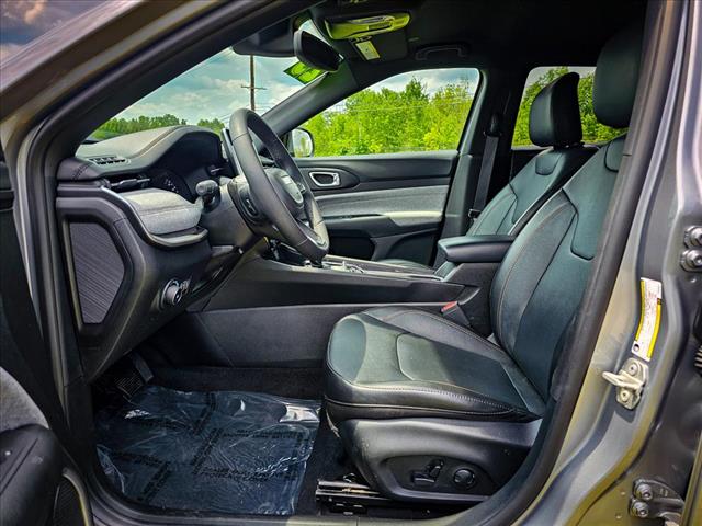 2023 Jeep Compass Latitude Lux