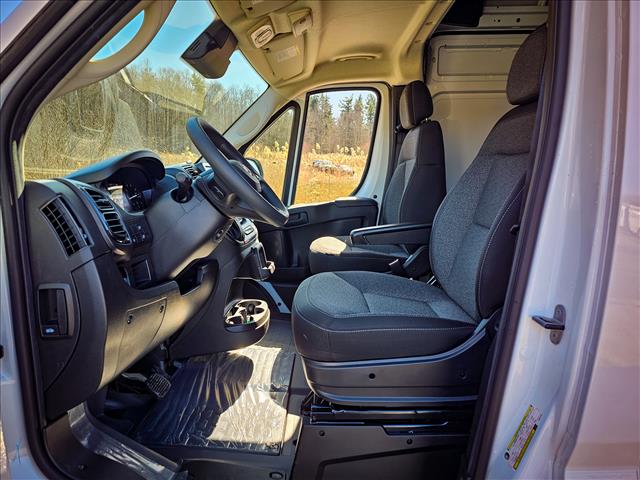 2025 RAM ProMaster Tradesman 2500