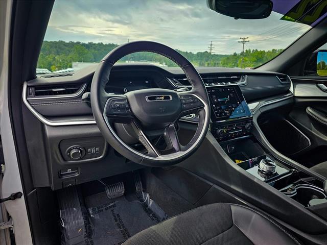 2022 Jeep Grand Cherokee Altitude