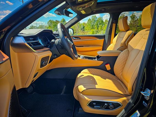 2025 Jeep Grand Cherokee Summit Reserve