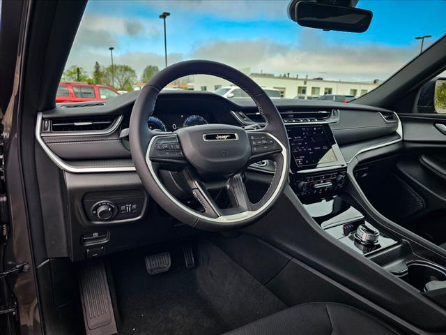 2025 Jeep Grand Cherokee L Laredo X