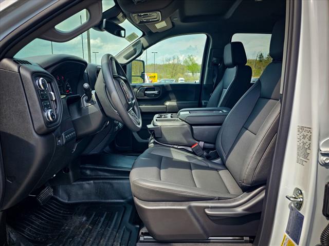 2025 GMC Sierra 3500HD Pro
