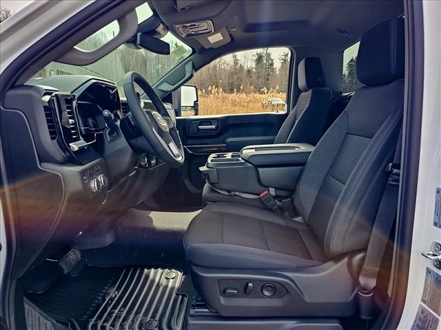 2025 GMC Sierra 2500HD SLE