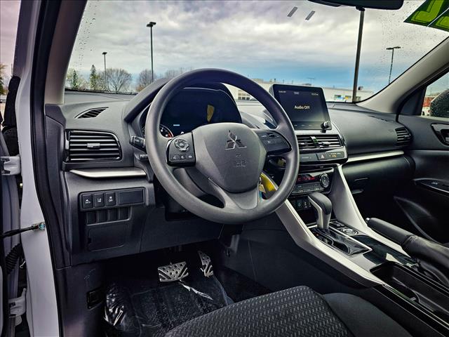 2022 Mitsubishi Eclipse Cross LE